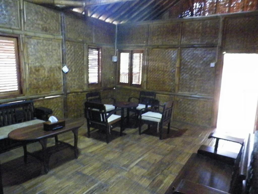 باندونج Villa Kampung Karuhun Sutan Raja الغرفة الصورة