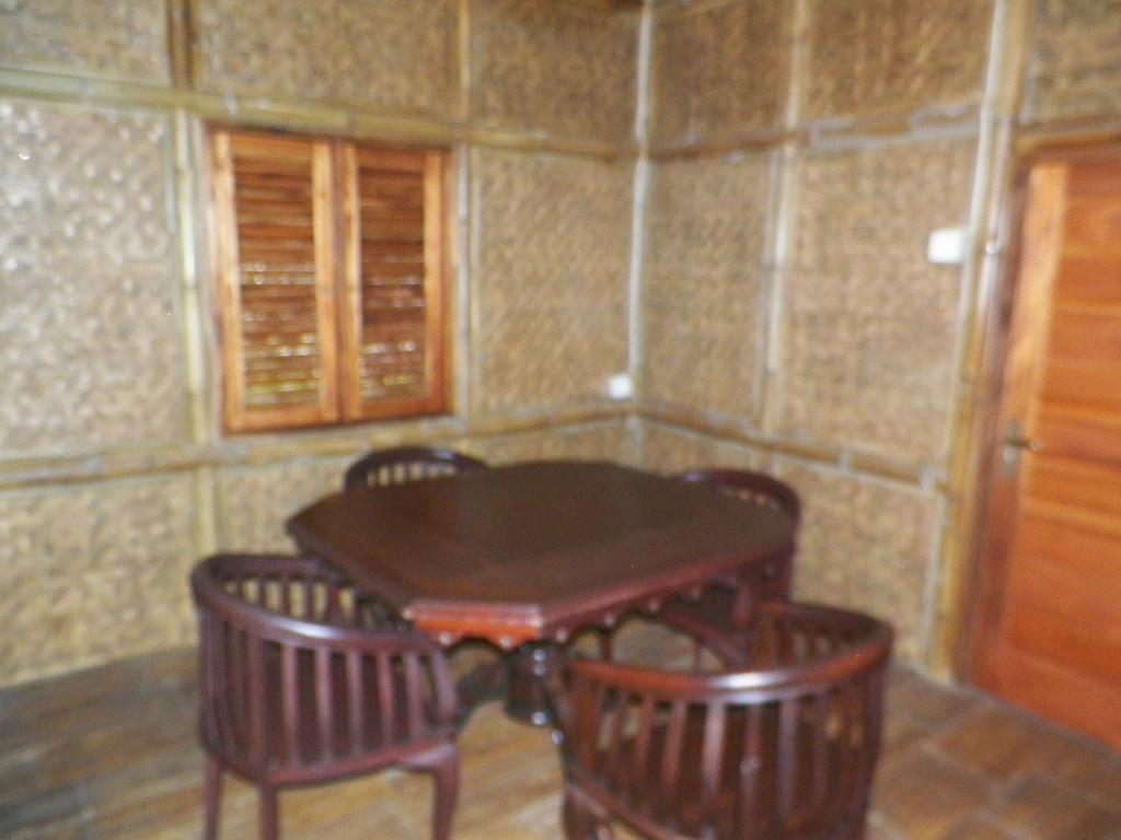 باندونج Villa Kampung Karuhun Sutan Raja الغرفة الصورة