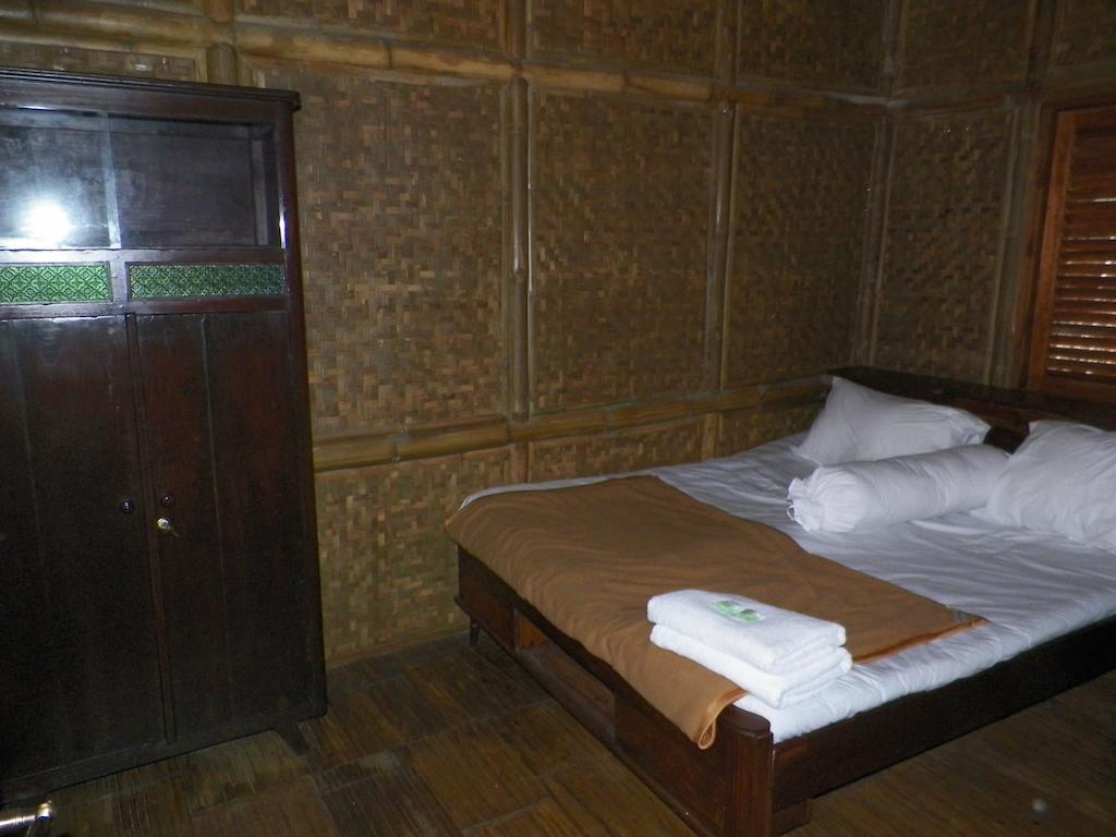باندونج Villa Kampung Karuhun Sutan Raja الغرفة الصورة
