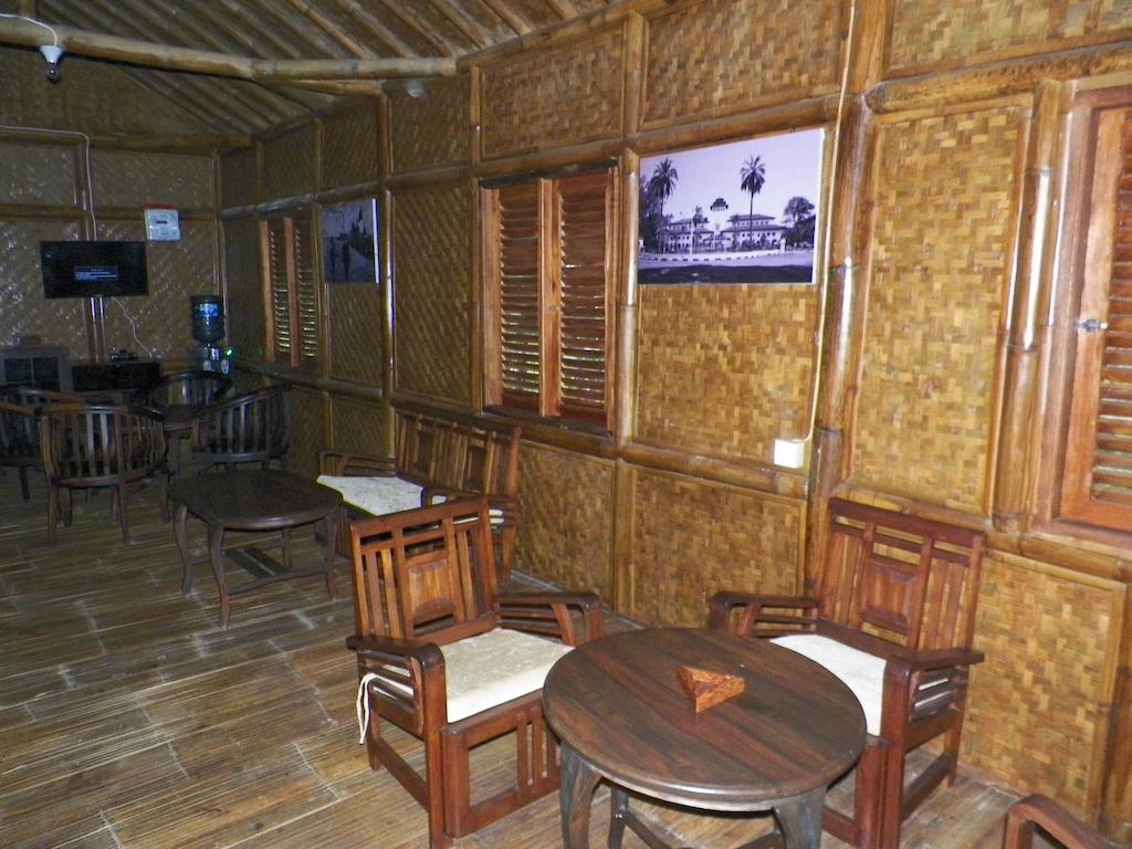 باندونج Villa Kampung Karuhun Sutan Raja الغرفة الصورة