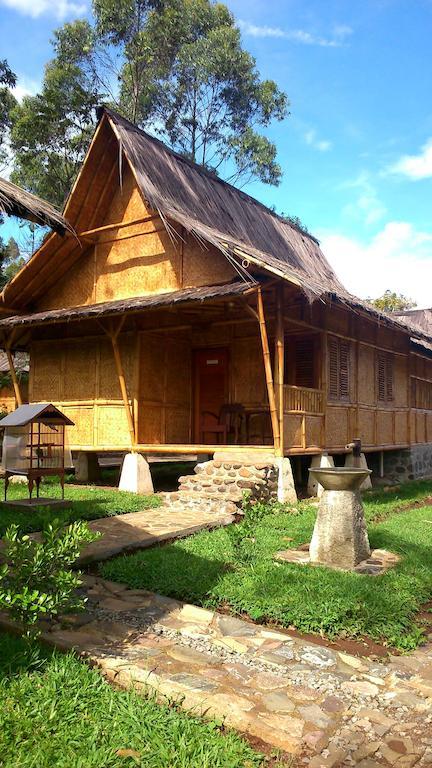 باندونج Villa Kampung Karuhun Sutan Raja المظهر الخارجي الصورة